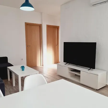 Apartment Campanar Flat 2 *